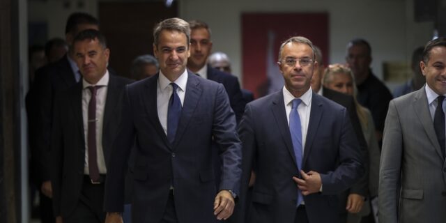 Στις συναντήσεις Μητσοτάκη με τους πολιτικούς αρχηγούς θα κριθεί η συναίνεση ή όχι