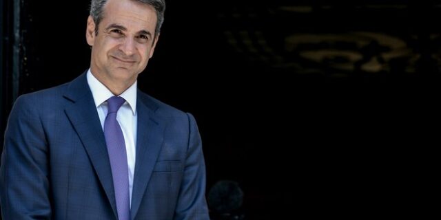 Ψήφος αποδήμων: Ανοιχτός σε προτάσεις ο Μητσοτάκης και επιχείρηση κύκλωσης του ΣΥΡΙΖΑ μέσω ΚΚΕ