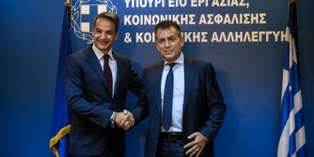 Μητσοτάκης: “Πόλεμος” στην υποδηλωμένη εργασία – Λύνουμε το θέμα με τις συντάξεις χηρείας