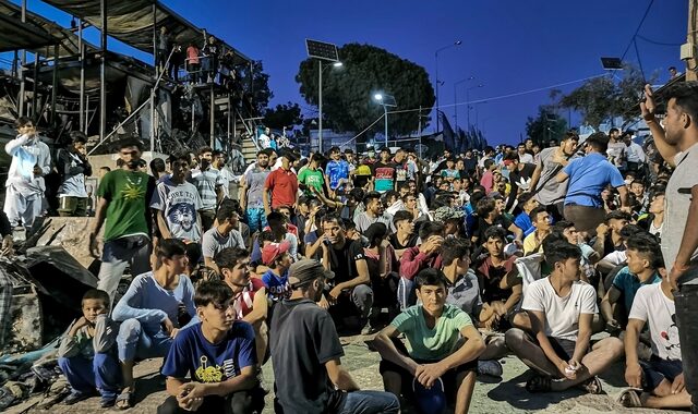 Μόρια: Σε ετοιμότητα η ΕΕ – Χωρίς οριστική συμφωνία για τη διανομή των μεταναστών της Μεσογείου