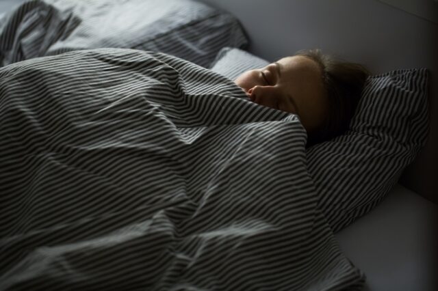 Καλά νέα: Ο μεσημεριανός ύπνος μειώνει τον κίνδυνο καρδιακής προσβολής