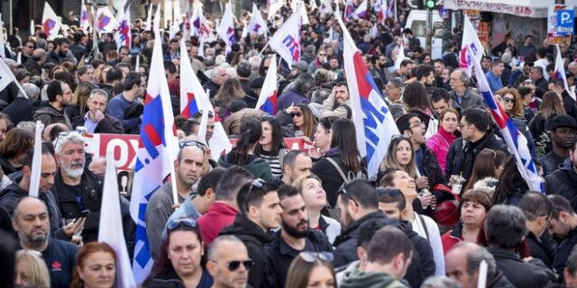 “Σφαγή” ΠΑΜΕ – ΓΣΕΕ για την απεργία για το αναπτυξιακό νομοσχέδιο