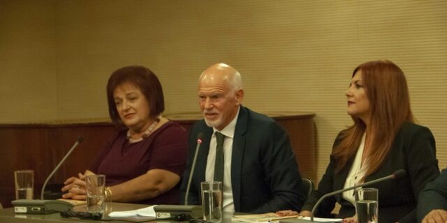 Ο Παπανδρέου, το Κυπριακό και η ιδέα της δικοινοτικής ομοσπονδίας