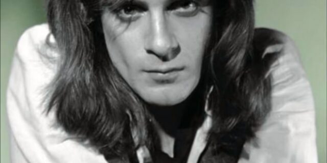 Πέθανε ο τραγουδιστής της ροκ Έντι Μάνεϊ