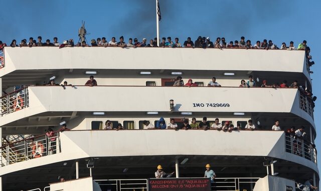 Λέσβος: 600 πρόσφυγες αποχωρούν μέχρι την Κυριακή