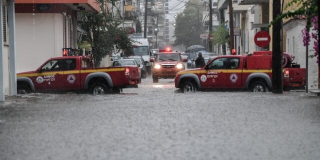 Στο έλεος της κακοκαιρίας η χώρα: Δύο νεκροί από κεραυνούς – Εικόνες καταστροφής στη δυτική Ελλάδα
