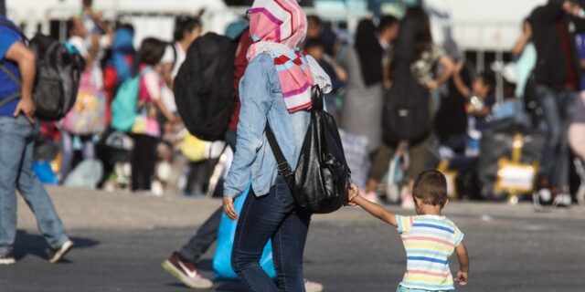Γερμανία: Πληθαίνουν οι φωνές για δίκαιη κατανομή των προσφύγων εντός ΕΕ