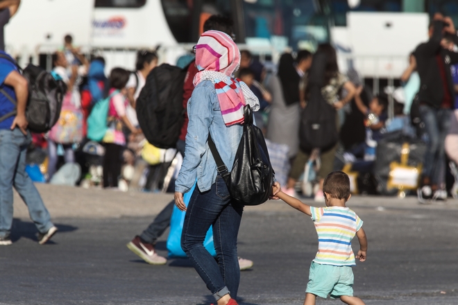 Γερμανία: Πληθαίνουν οι φωνές για δίκαιη κατανομή των προσφύγων εντός ΕΕ