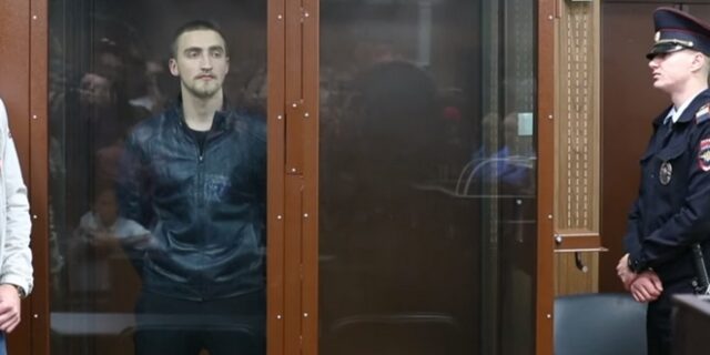 Πάβελ Ουστίνοφ: Ελεύθερος μετά τη δημόσια κατακραυγή