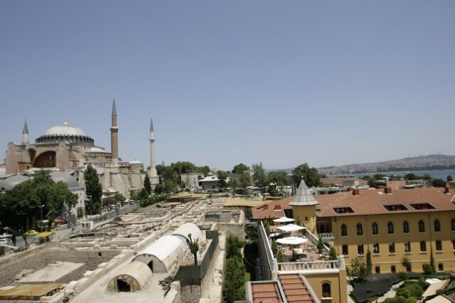 Ισχυρός σεισμός 5,8 Ρίχτερ στην Κωνσταντινούπολη