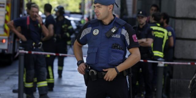 Αποτρόπαιο έγκλημα στην Ισπανία: Σκότωσε σύζυγο, κουνιάδα και πεθερά μπροστά στα παιδιά του