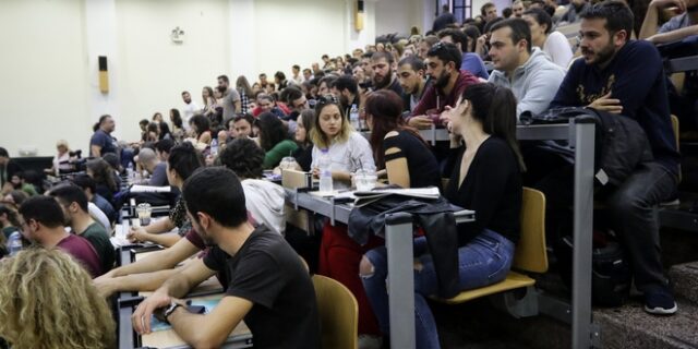 Νέοι, απόφοιτοι και… άνεργοι στην Ελλάδα