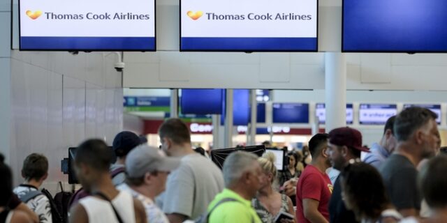 Χρεοκοπία Thomas Cook: Για στήριξη του τουριστικού κλάδου δεσμεύτηκε ο Θεοχάρης