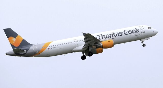 Στα πρόθυρα κατάρρευσης η Thomas Cook – Στον αέρα 22.000 εργαζόμενοι και 600.000 τουρίστες