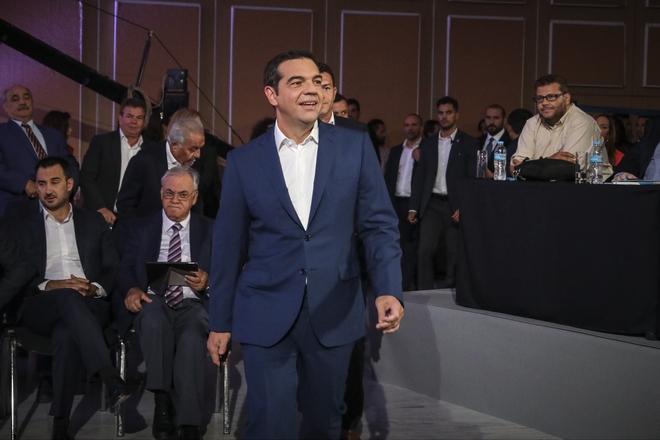 Η επίσκεψη στη ΔΕΘ και τα τηλεφωνήματα με Χουλιαράκη και Λούκα