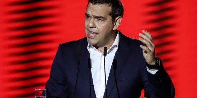 Τσίπρας: Είμαστε εδώ για να αγωνιστούμε μαζί με το λαό