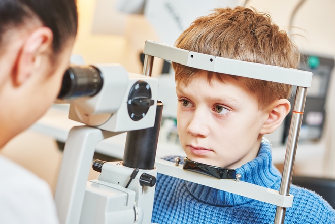 Πώς θα καταλάβεις αν το παιδί σου έχει πρόβλημα όρασης