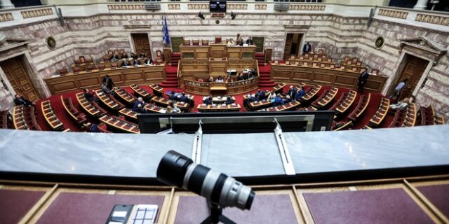 Novartis: Στη Βουλή και οι καταθέσεις Στουρνάρα – Ράικου