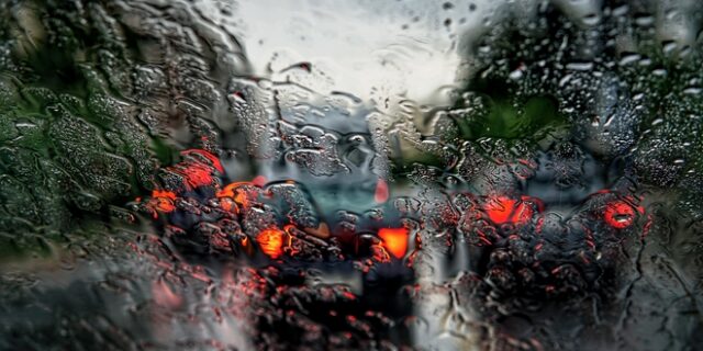 Καιρός: Τοπικές βροχές – Κανονικές θερμοκρασίες την Πέμπτη