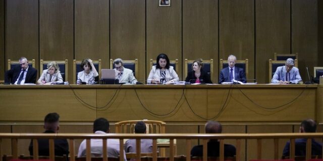 Δίκη Χρυσής Αυγής: “Δεν είμαι οπαδός. Μου έταξαν λεφτά για να φωτογραφηθώ σε εκδηλώσεις”