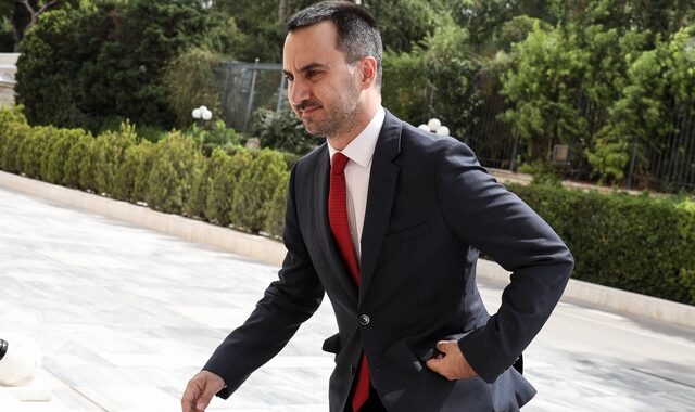 Χαρίτσης: “Η ΝΔ θερίζει ό,τι έσπειρε ως αντιπολίτευση”