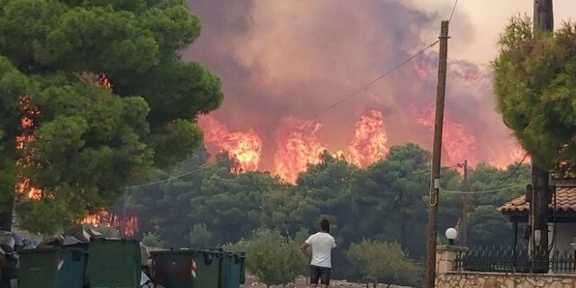 Φωτιές: Στάχτη πάνω από 7.000 στρέμματα στη Ζάκυνθο και 3.000 στο Λουτράκι