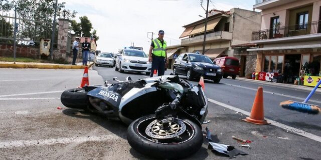 Κερατσίνι: Τροχαίο δυστύχημα με εγκατάλειψη οδηγού μοτοσικλέτας – Πληροφορίες ζητάει η Τροχαία