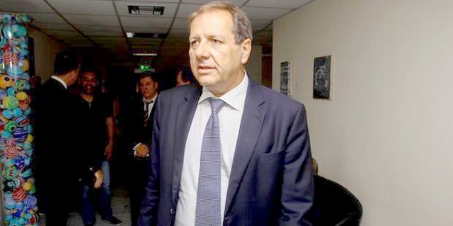 Αγγελόπουλος: “Να σεβαστούν όσα έχουμε κάνει τόσα χρόνια”