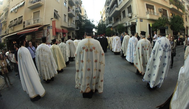 Η απάντηση της Ιεράς Συνόδου για την απαγόρευση των λιτανειών