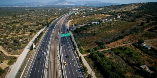 Τροχαίο στην Αττική Οδό: Μποτιλιάρισμα στο ρεύμα προς Ελευσίνα