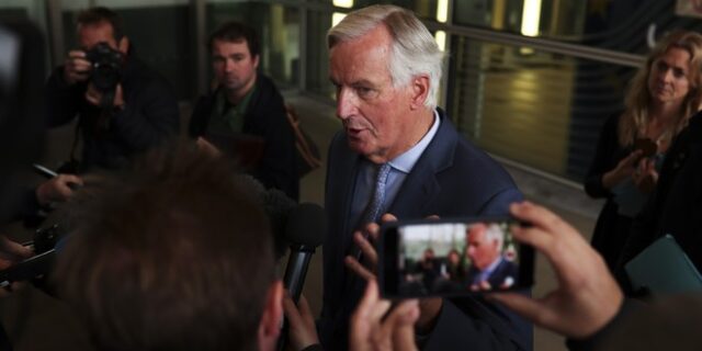 Μπαρνιέ: “Οι τελευταίες προτάσεις του Ηνωμένου Βασιλείου δεν είναι ακόμη ικανοποιητικές”