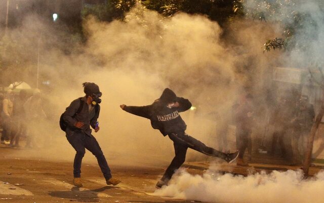 Βολιβία: Εν μέσω ταραχών και επεισοδίων ο Μοράλες παίρνει προβάδισμα 10 μονάδων στις εκλογές