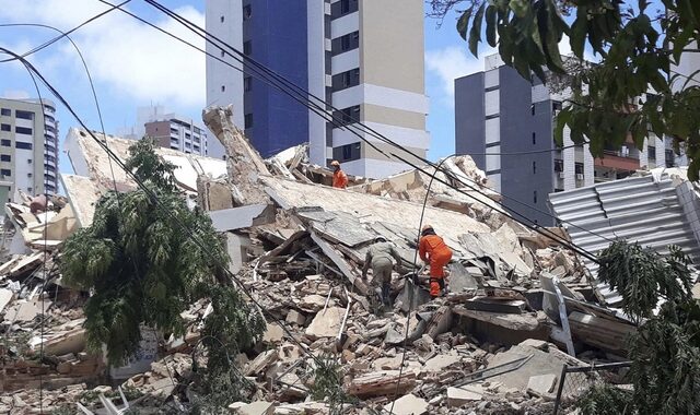 Βραζιλία: Κατέρρευσε επταώροφο κτίριο – Τουλάχιστον ένας νεκρός