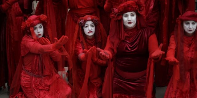 Βρετανία: Η αστυνομία συνέλαβε 21 ακτιβιστές για το κλίμα