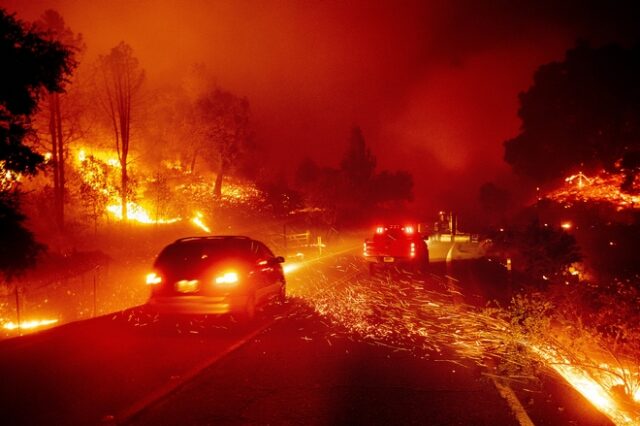 Καλιφόρνια: Τεράστια φωτιά, ποτάμια λάβας – Απομακρύνονται οι κάτοικοι