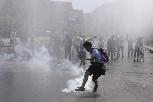 Ταραχές στη Χιλή: Στους 11 ανέρχεται ο αριθμός των νεκρών