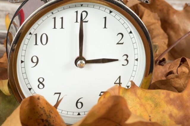 Αλλαγή ώρας: Την Κυριακή γυρίζουμε τα ρολόγια μία ώρα πίσω