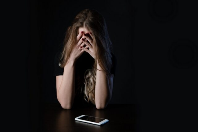 Διαδικτυακό bullying: “Ζωντάνεψε” ο εφιάλτης για 16χρονη μαθήτρια
