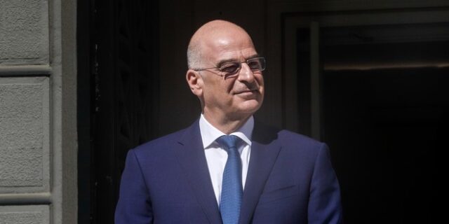 Το ελληνικό ΥΠΕΞ καταδικάζει την επέμβαση της Τουρκίας στη Συρία