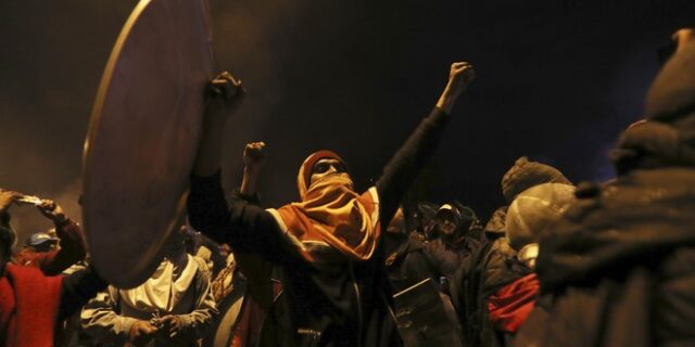 Μαθήματα αντίστασης από το Εκουαδόρ: Πήραν πίσω την αύξηση στα καύσιμα