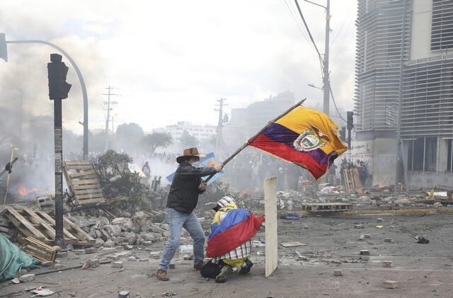 Ισημερινός: Την επιβολή στρατιωτικού νόμου ανακοίνωσε ο πρόεδρος Μορένο