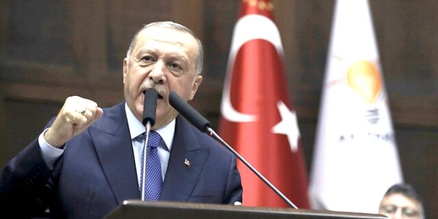 Τελεσίγραφο Ερντογάν στους Κούρδους: Παραδώστε τα όπλα σας