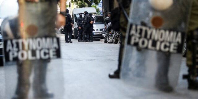 Νέα έφοδος της Δίωξης Ναρκωτικών στην πλατεία Εξαρχείων