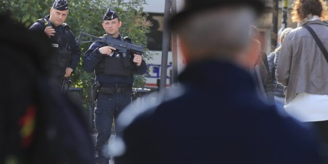 Συναγερμός στη Γαλλία: Αστυνομική επιχείρηση στο Σεν Ραφαέλ – Άνδρας οχυρώθηκε σε μουσείο