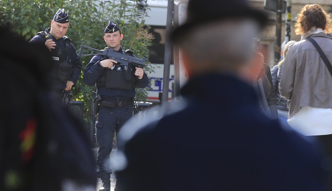 Συναγερμός στη Γαλλία: Αστυνομική επιχείρηση στο Σεν Ραφαέλ – Άνδρας οχυρώθηκε σε μουσείο