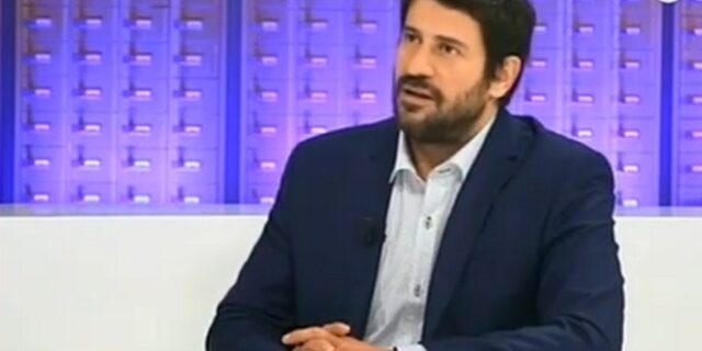 Το είδαμε και αυτό: Ο ευρωβουλευτής Γεωργούλης και κριτής στο “Your Face Sounds Familiar”