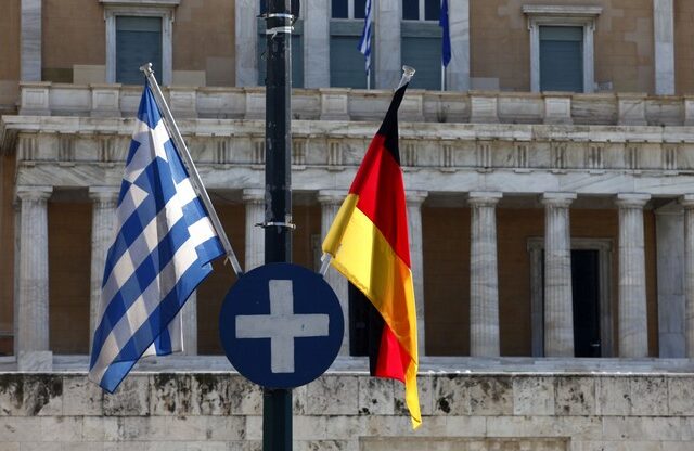 Γιατί η Αθήνα δεν αντιδρά στην αρνητική απάντηση του Βερολίνου;