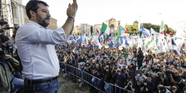 Ιταλία: Συγκέντρωση δεξιών και ακροδεξιών στη Ρώμη κατά της κυβέρνησης
