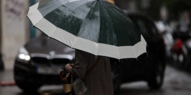 Καιρός: Βροχές και καταιγίδες από τα δυτικά