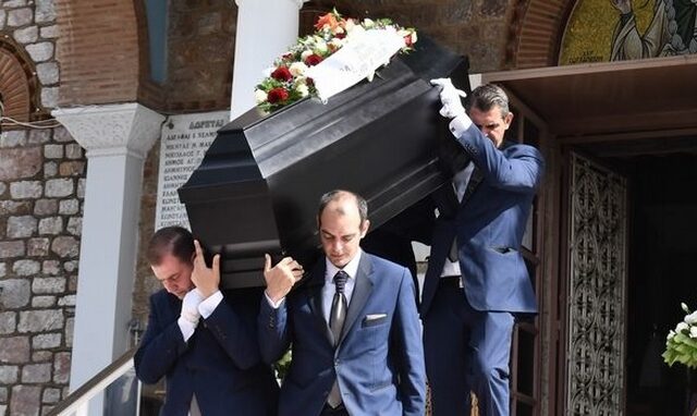 Το τελευταίο αντίο στον Κώστα Καίσαρη